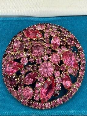 Vintage Weise Pink Rhinestone Bombé Dome Brooch Couture Runway
